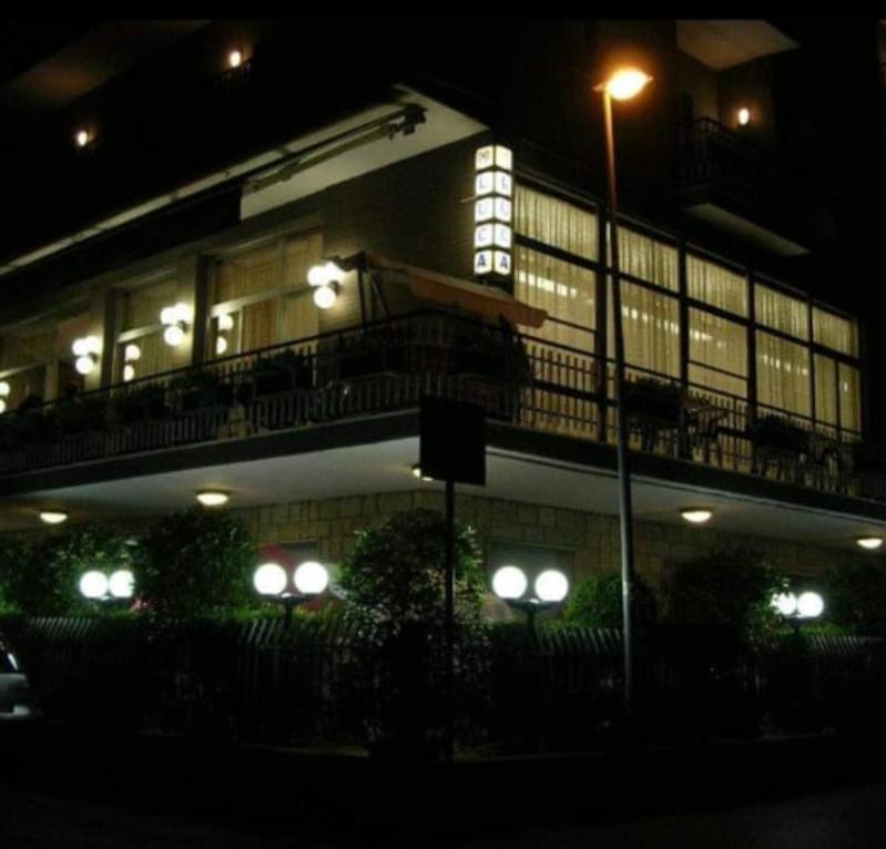 Hotel Luca Rimini Eksteriør bilde