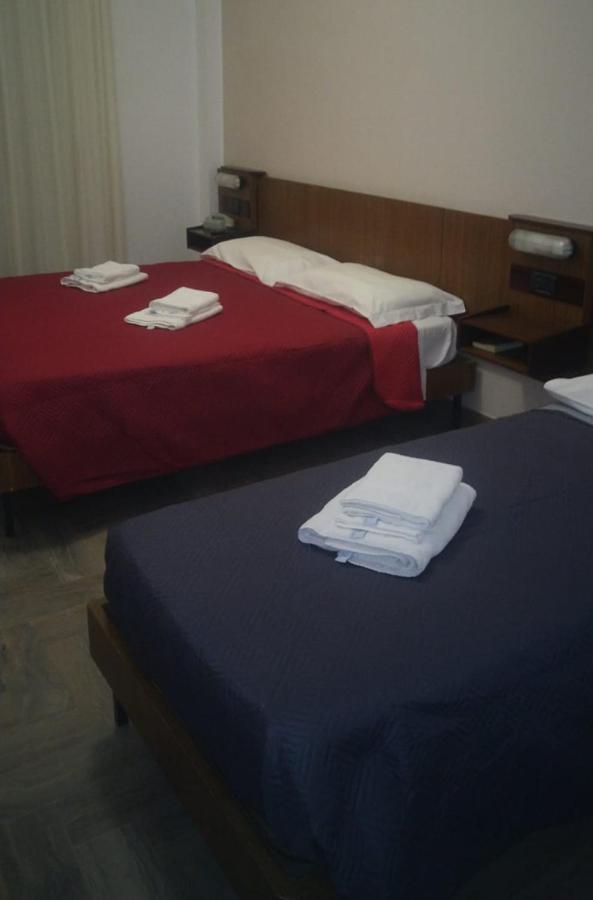 Hotel Luca Rimini Eksteriør bilde