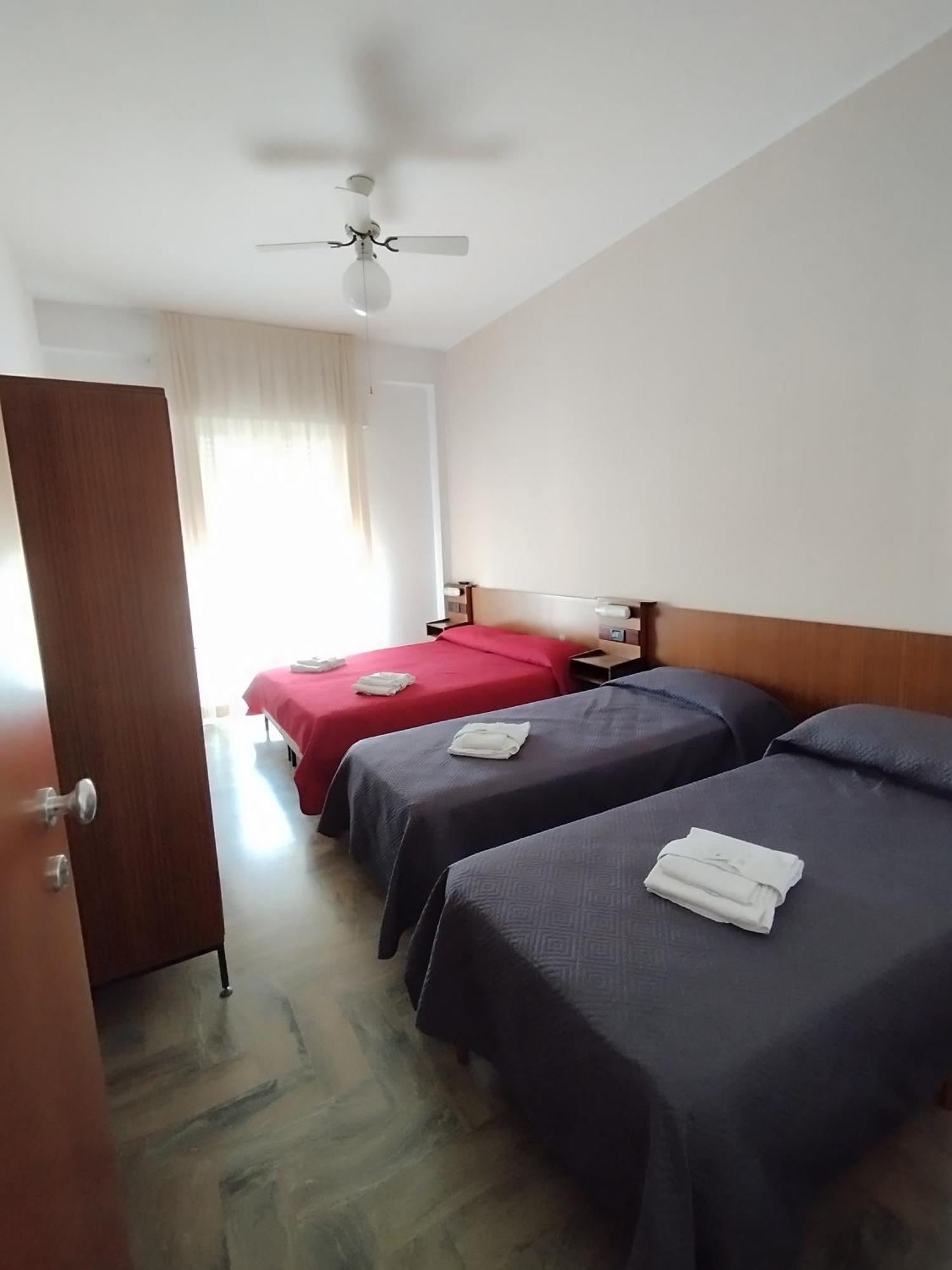 Hotel Luca Rimini Eksteriør bilde