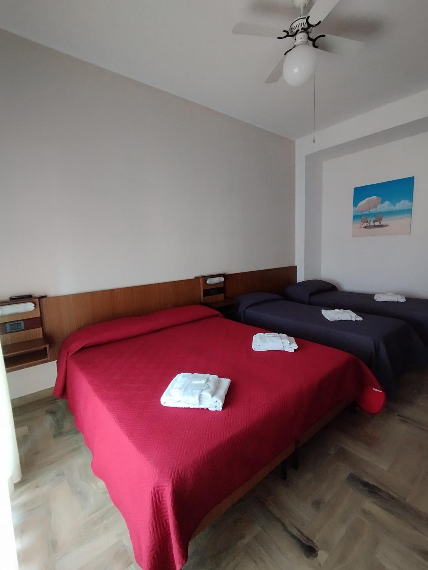 Hotel Luca Rimini Eksteriør bilde