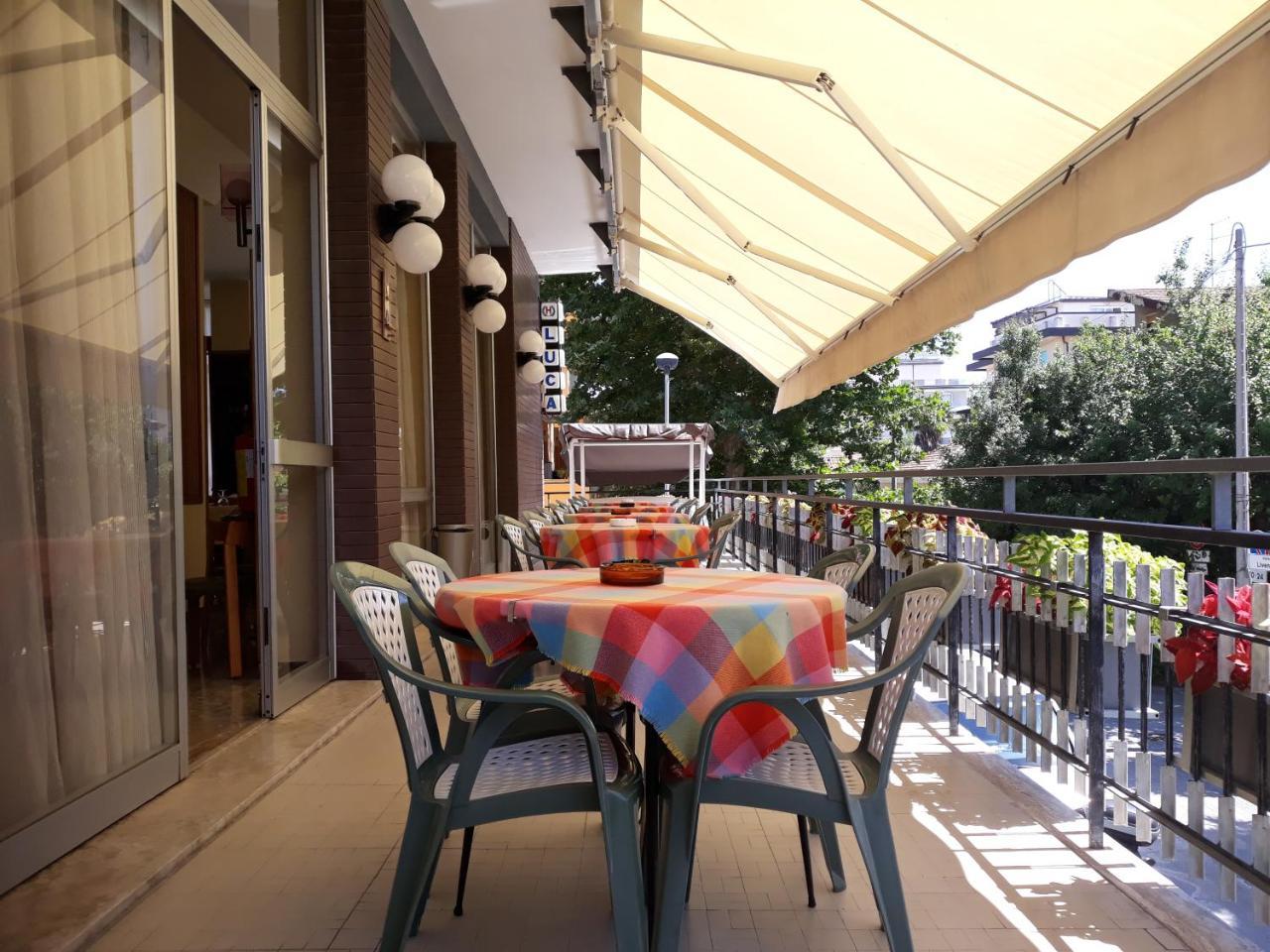 Hotel Luca Rimini Eksteriør bilde